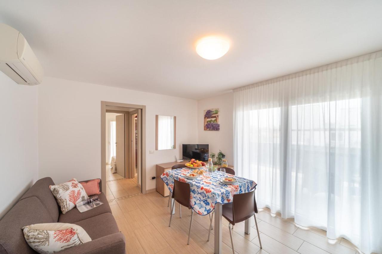 Residenza Monica Apartamento Lignano Sabbiadoro Exterior foto