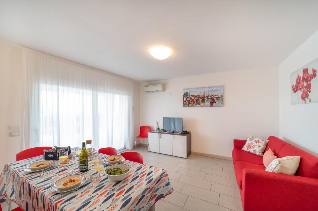 Residenza Monica Apartamento Lignano Sabbiadoro Exterior foto